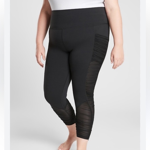Athleta Pants - athleta mesh me up ruched legging Capri In black size Large